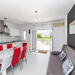 Amazing In With Wifi Apartment