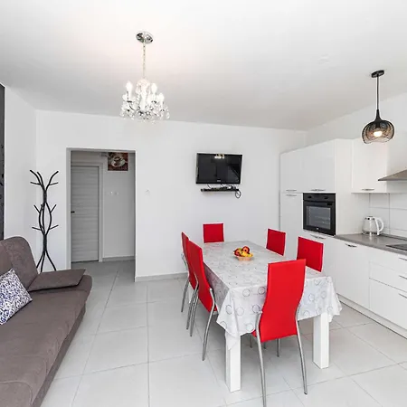 Amazing In With Wifi Apartment